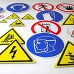 информирующие наклейки