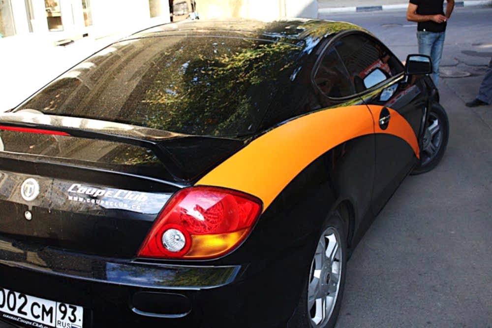 наклейка на авто линия